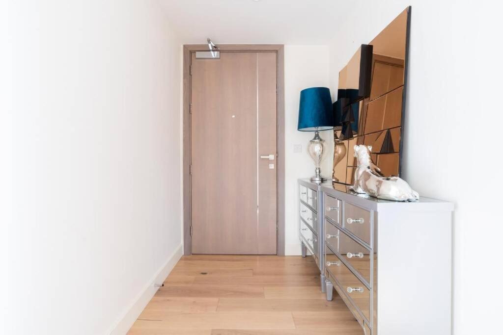 Luxury River Side Penthouse London Ngoại thất bức ảnh